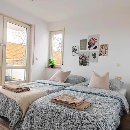 Wohlfuehlen Im Nahe Messe Und Airport דירה